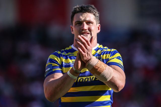 Liam Byrne of Warrington Wolves applauds the fans after the game during the Betfred Challenge Cup Semi-Finals match Warrington Wolves vs Hull KR at Eco-Power Stadium, Doncaster, United Kingdom on 10 May 2026

(Photo by Alfie Cosgrove/News Images)