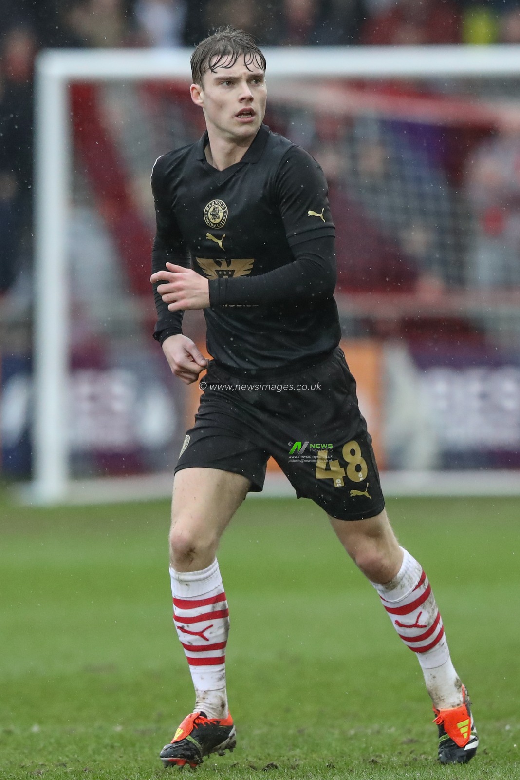 Luca Connell of Barnsley during the Sky Bet League 1 match Fleetwood Town vs Barnsley at Highbury Stadium, Fleetwood, United Kingdom, 17th February 2024

(Photo by Alfie Cosgrove/News Images)