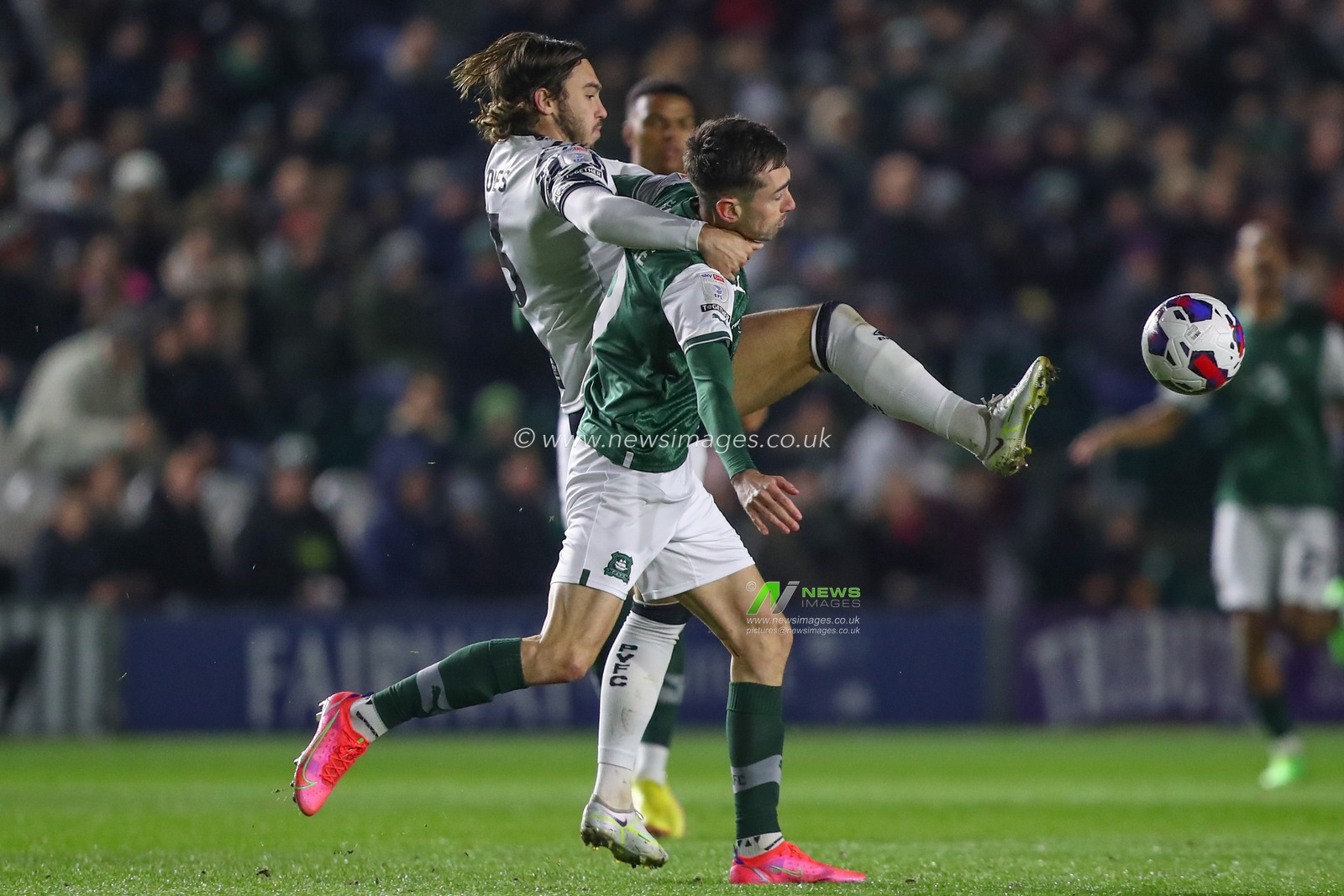 Dan Jones #3 of Port Vale and Ryan Hardie #9 of Plymouth Argyle battle for the ball during the Sky Bet League 1 match Plymouth Argyle vs Port Vale at Home Park, Plymouth, United Kingdom, 2nd December 2022

(Photo by Gareth Evans/News Images)