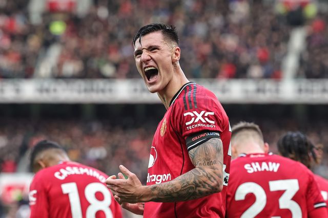 Benjamin Sesko of Manchester United scores to make it 2-0 during the Premier League match Manchester United vs Sunderland at Old Trafford, Manchester, United Kingdom, 4th October 2025

(Photo by Mark Cosgrove/News Images)