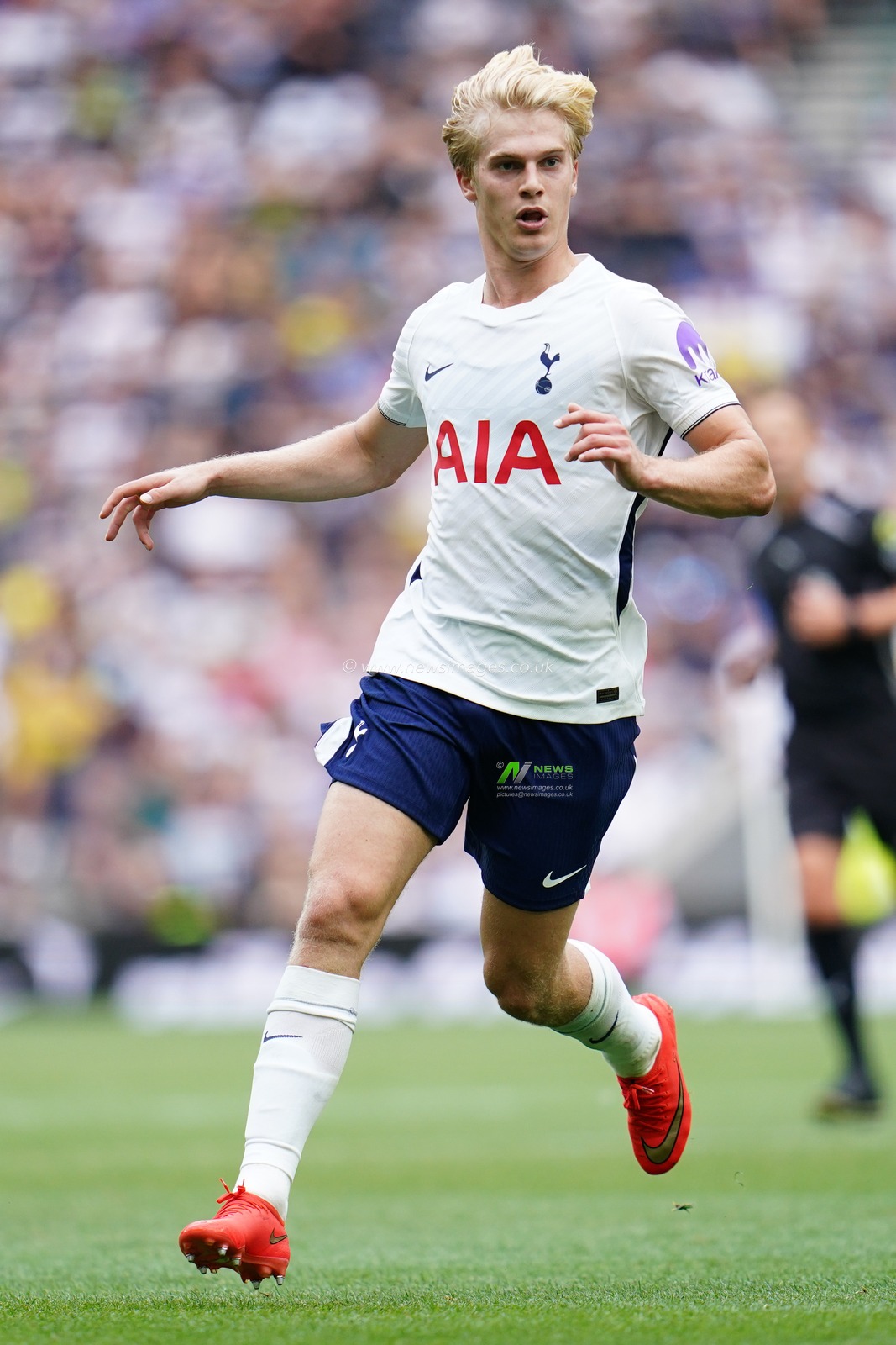 Lucas Bergvall of Tottenham Hotspur during the pre-season friendly match Tottenham Hotspur vs Hoffenheim at Tottenham Hotspur Stadium, London, United Kingdom on 15 August 2026

(Photo by Harvey Murphy/News Images)