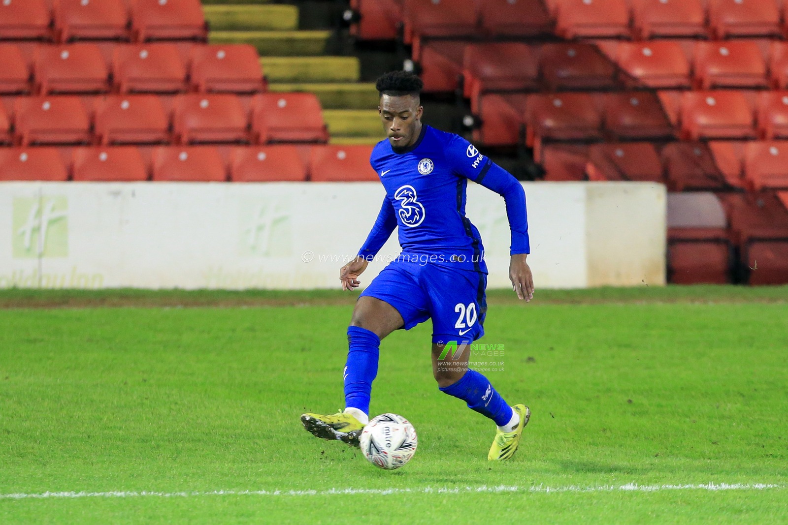 Callum Hudson-Odoi #20 of Chelsea crosses the ball to the box