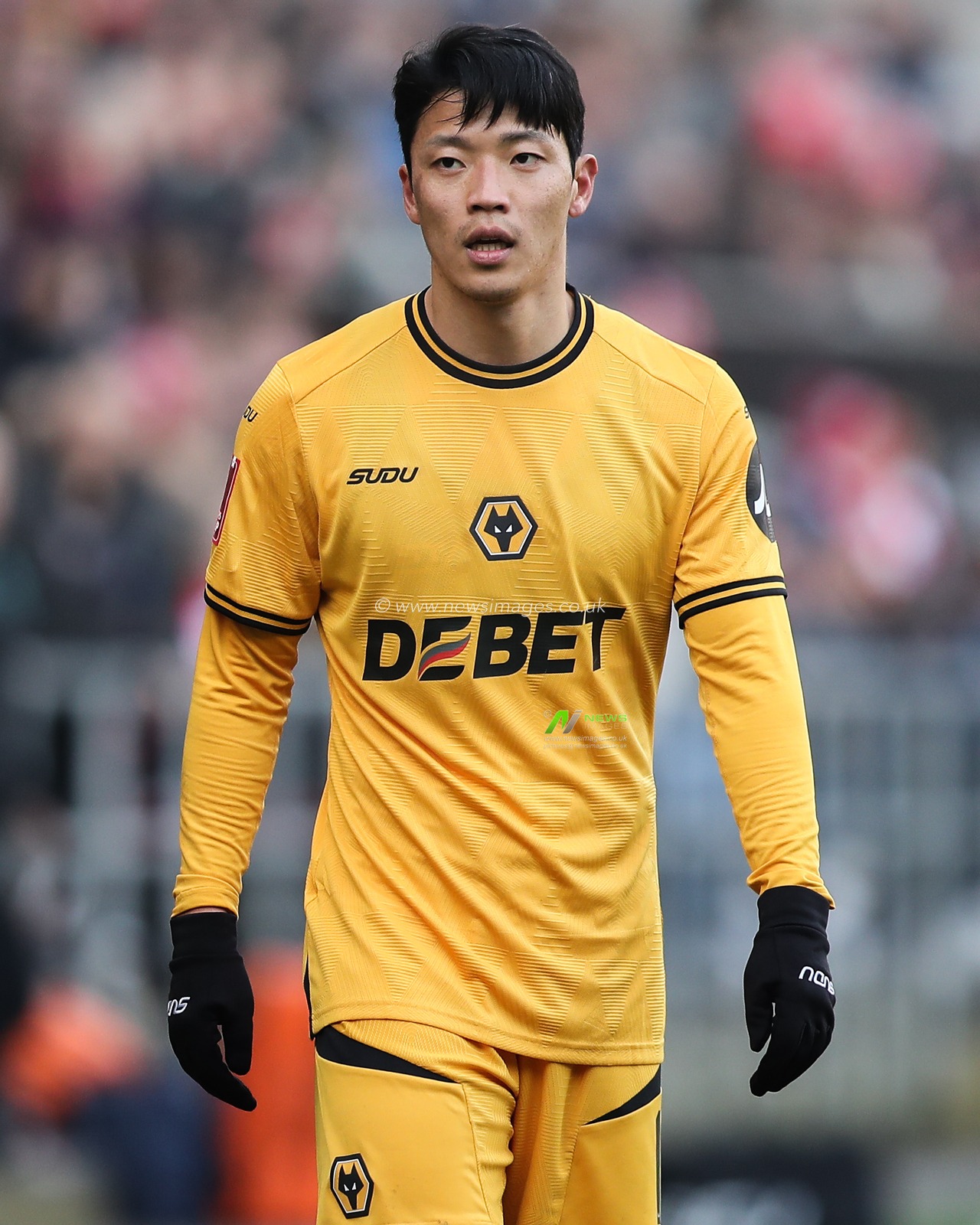 Hwang Hee-Chan of Wolverhampton Wanderers during the Emirates FA Cup 3rd Round match Bristol City vs Wolverhampton Wanderers at Ashton Gate, Bristol, United Kingdom, 11th January 2025

(Photo by Gareth Evans/News Images)