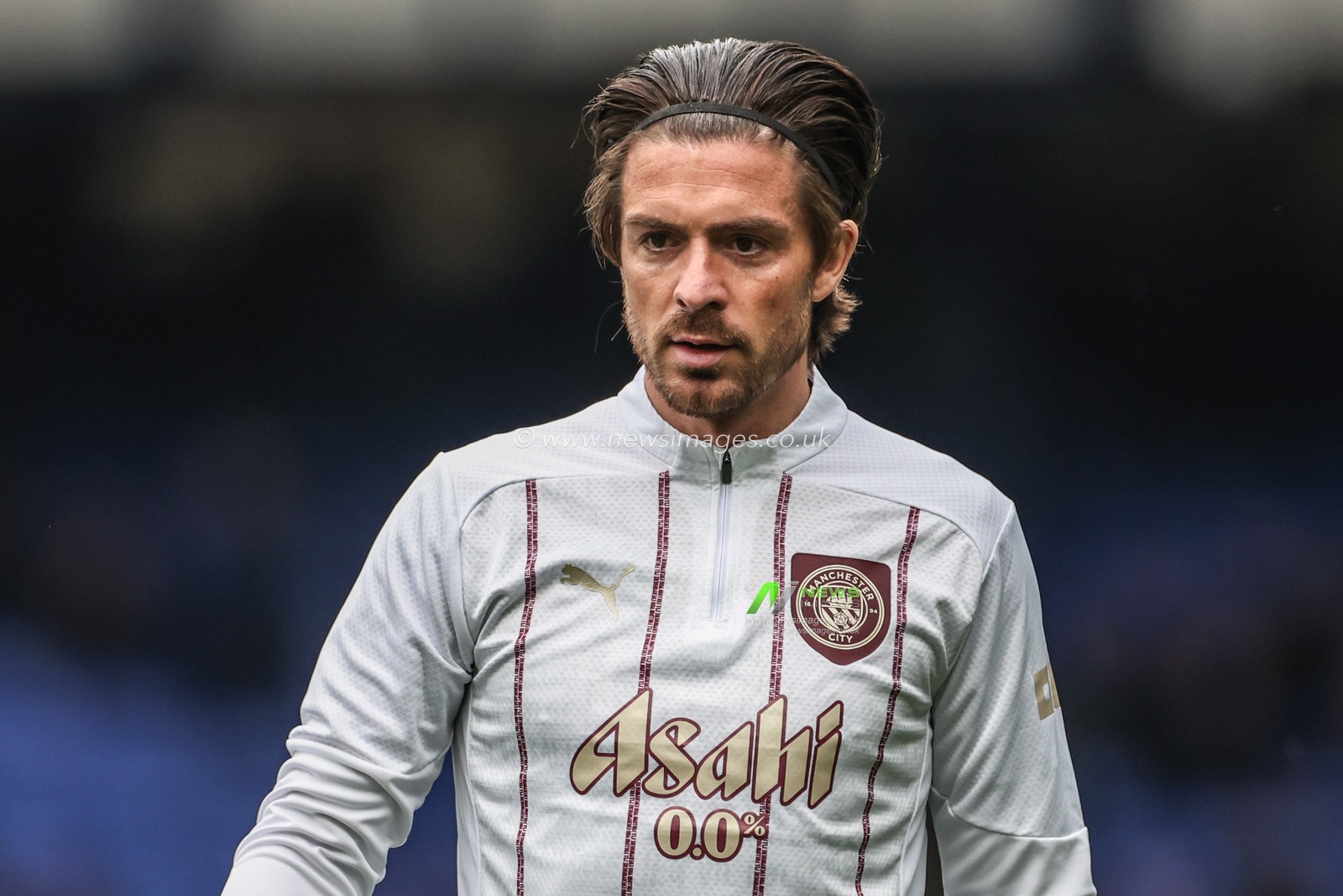 Jack Grealish of Manchester City in the pregame warmup session during the Premier League match Everton vs Manchester City at Goodison Park, Liverpool, United Kingdom, 19th April 2025

(Photo by Mark Cosgrove/News Images)
