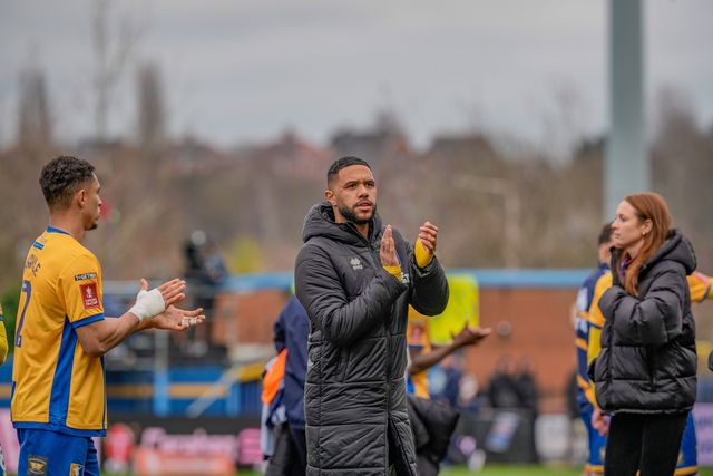 Tyler Roberts of Mansfield Town applauds the fans after the final whistle  during the Emirates FA Cup fifth round match Mansfield Town vs Arsenal at One Call Stadium, Mansfield, United Kingdom on 07 March 2026

(Photo by Maynard Manyowa/News Images)
