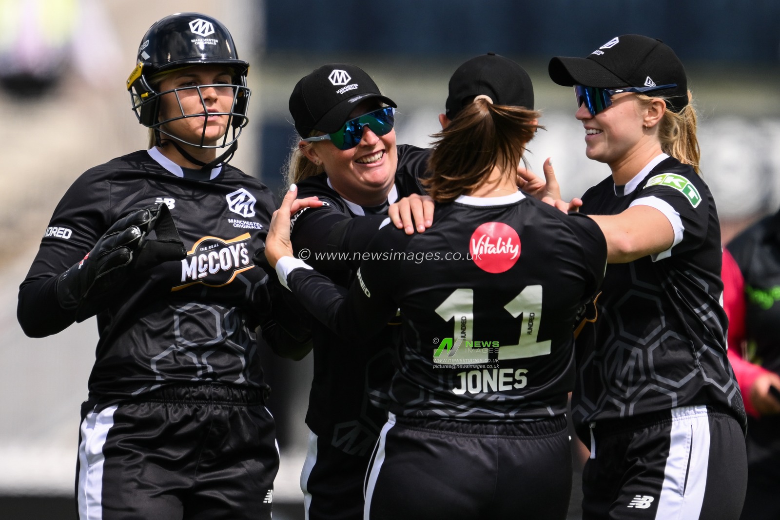 Manchester Originals celebrate the dismissal of Alice Capsey of Oval Invincibles during the The Hundred match Manchester Originals Women vs Oval Invincibles Women at Old Trafford, Manchester, United Kingdom, 6th August 2024

(Photo by Craig Thomas/News Images)