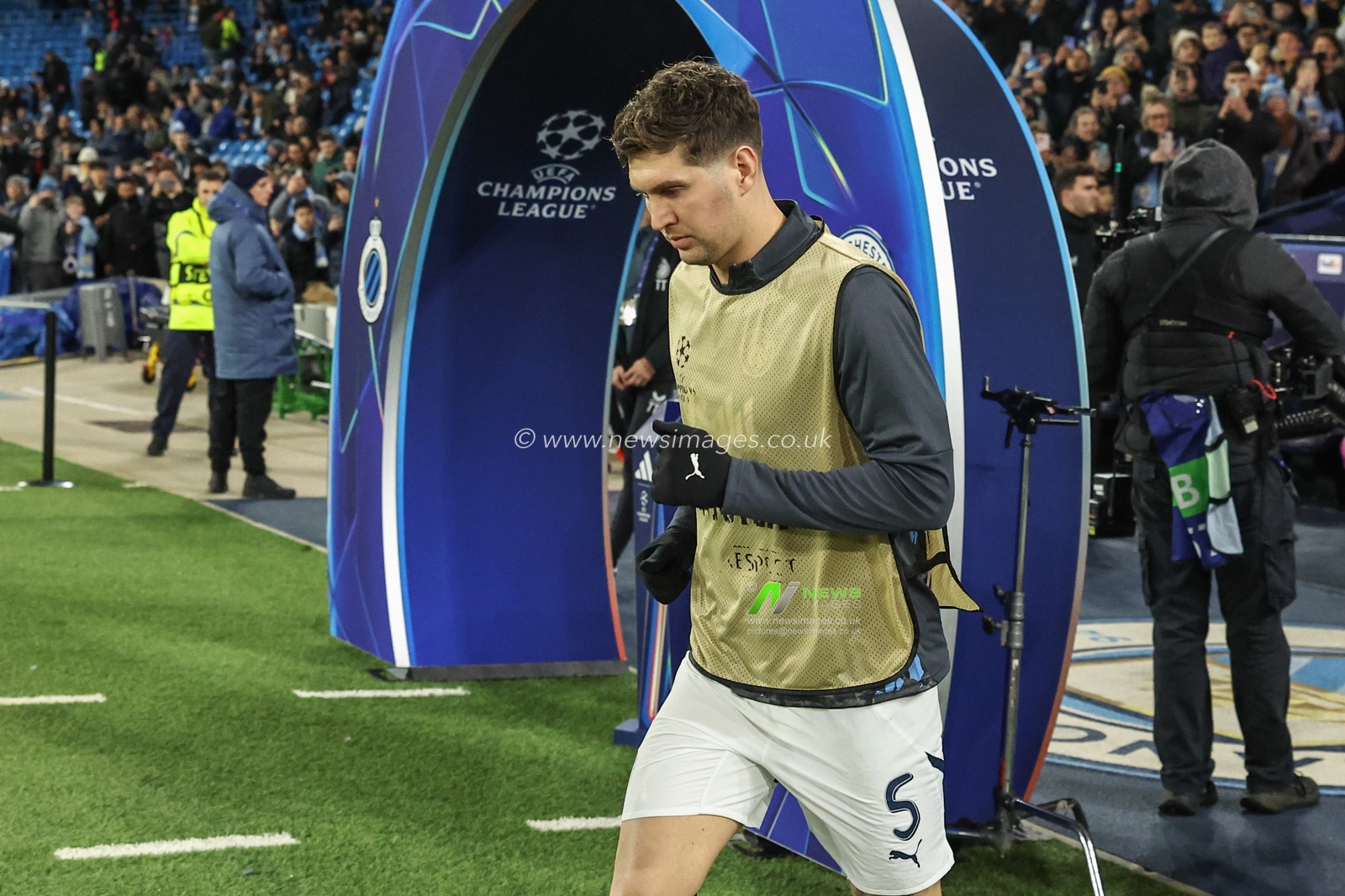 John Stones of Manchester City in the pregame warmup session during the UEFA Champions League Matchday 8 of 8 Manchester City vs Club Brugge at Etihad Stadium, Manchester, United Kingdom, 29th January 2025

(Photo by Mark Cosgrove/News Images)