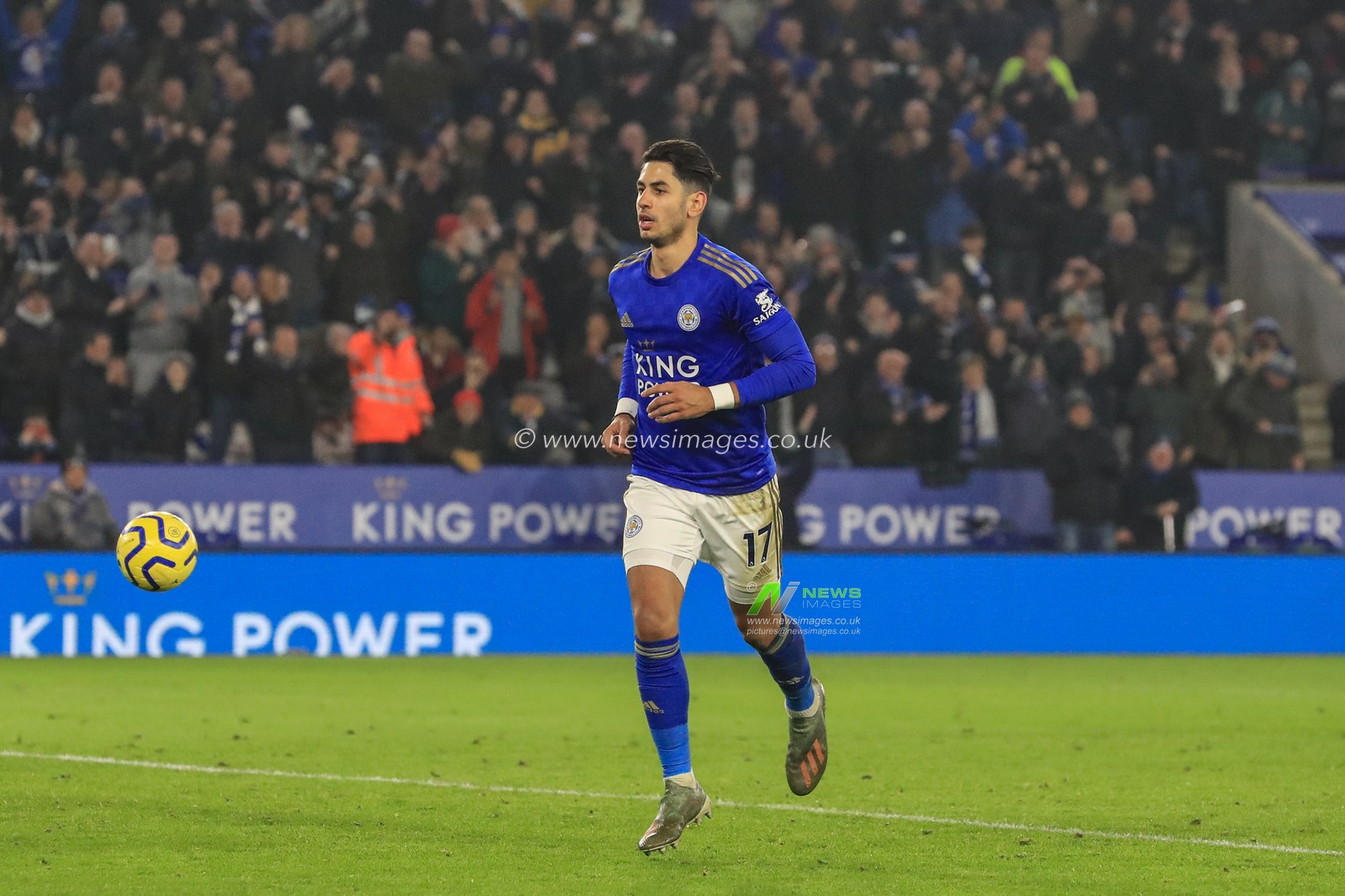 22nd January 2020, King Power Stadium, Leicester, England; Premier League, Leicester City v West Ham United : Ayoze Perez (17) of Leicester City celebrates his goal to make it 3-1