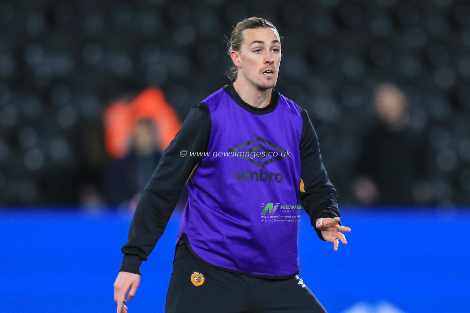 26th February 2020, KC Stadium, Kingston upon Hull, England; Sky Bet Championship, Hull City v Barnsley : Jackson Irvine (36) 0f Hull City during the pre-game warmup
