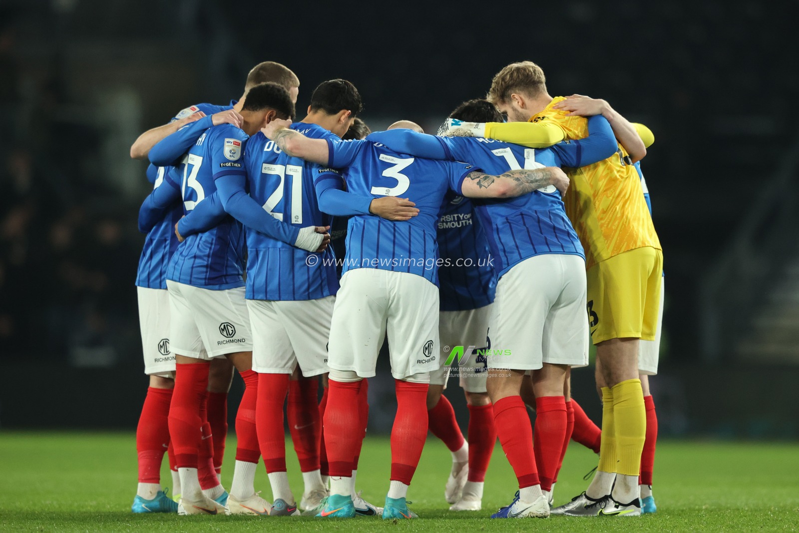Portsmouth have a team huddle before the game during the Sky Bet Championship match Derby County vs Portsmouth at Pride Park Stadium, Derby, United Kingdom, 13th December 2024

(Photo by Alfie Cosgrove/News Images)
