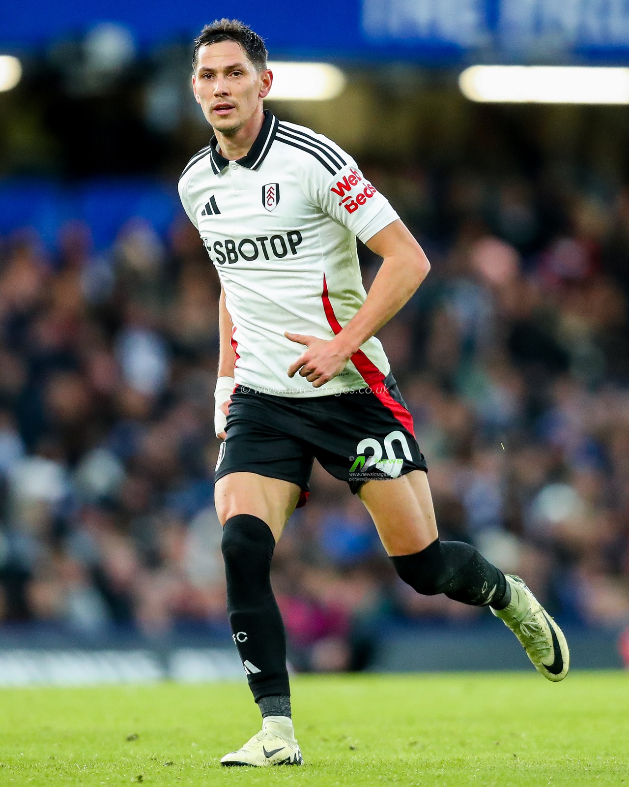 Sasa Lukic of Fulham in action during the Premier League match Chelsea vs Fulham at Stamford Bridge, London, United Kingdom, 26th December 2024

(Photo by Izzy Poles/News Images)