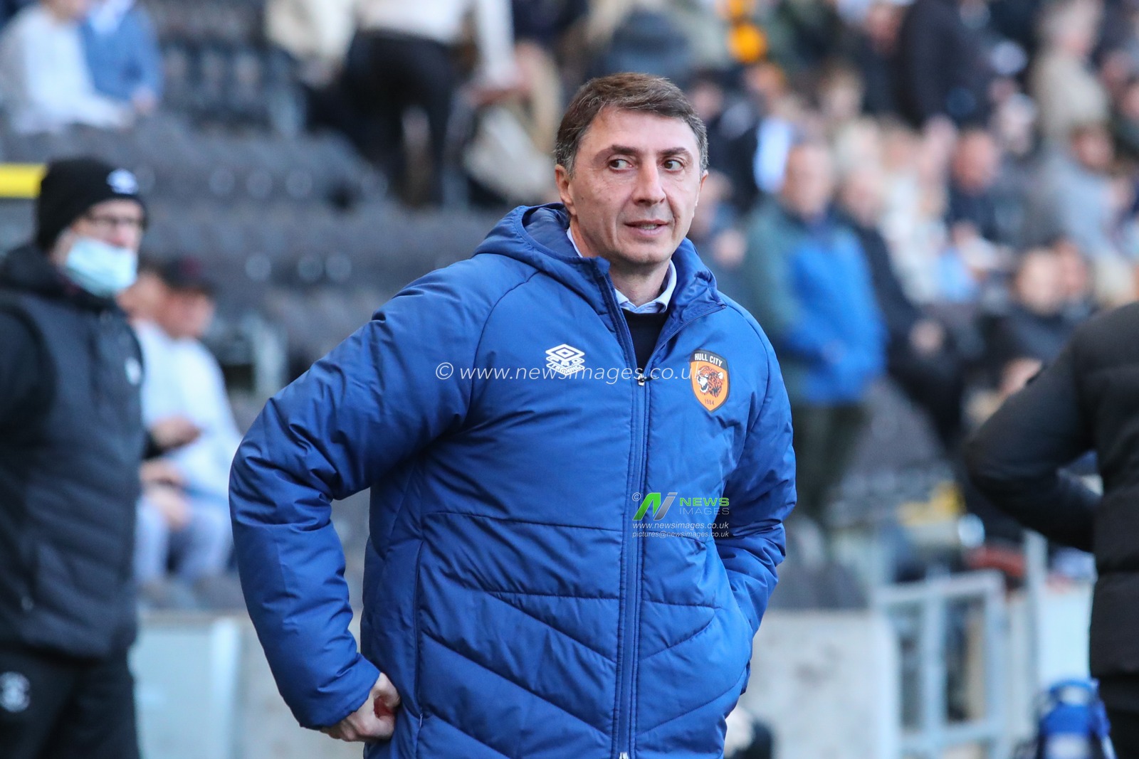 Shota Arveladze manager of Hull City during the game
