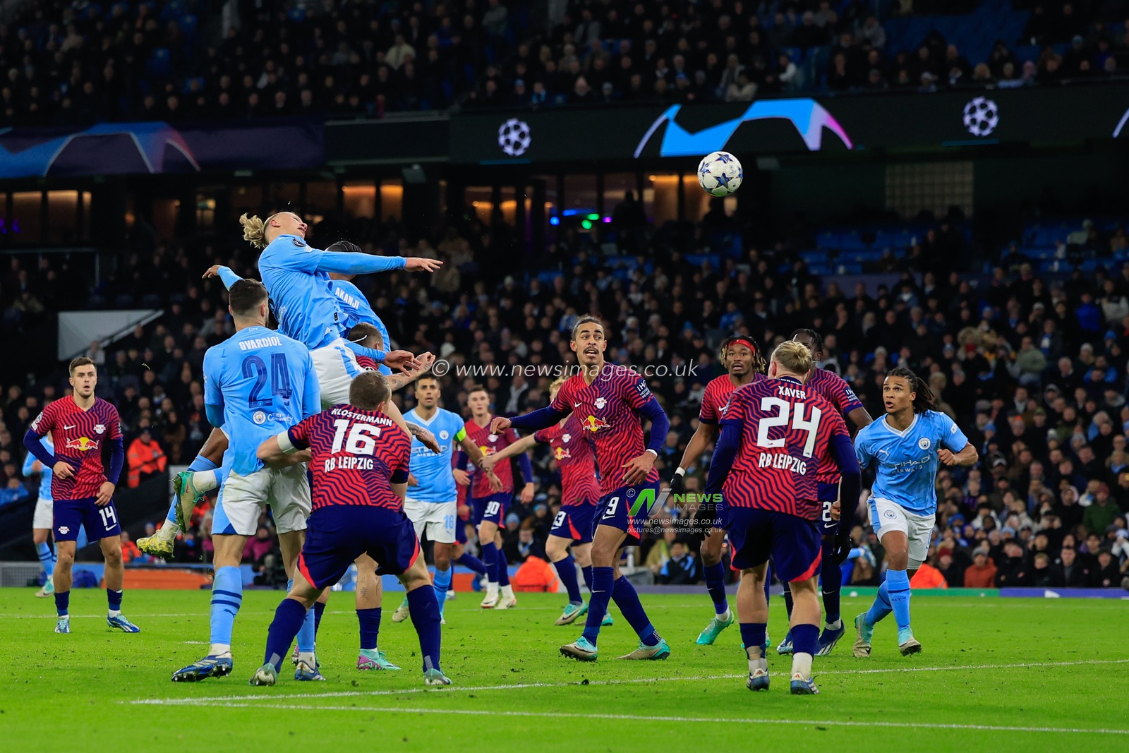 Erling Haaland #9 of Manchester City has a headed shot at goal during the UEFA Champions League Group G match Manchester City vs RB Leipzig at Etihad Stadium, Manchester, United Kingdom, 28th November 2023

(Photo by Conor Molloy/News Images)