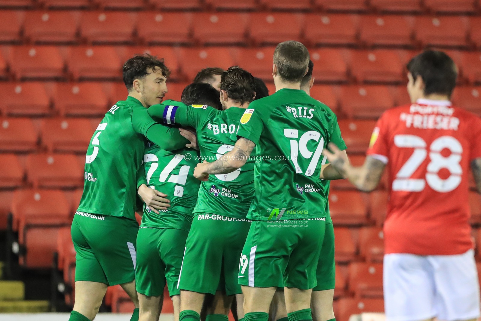 Sean Maguire #24 of Preston North End celebrates his goal to make it 0-1