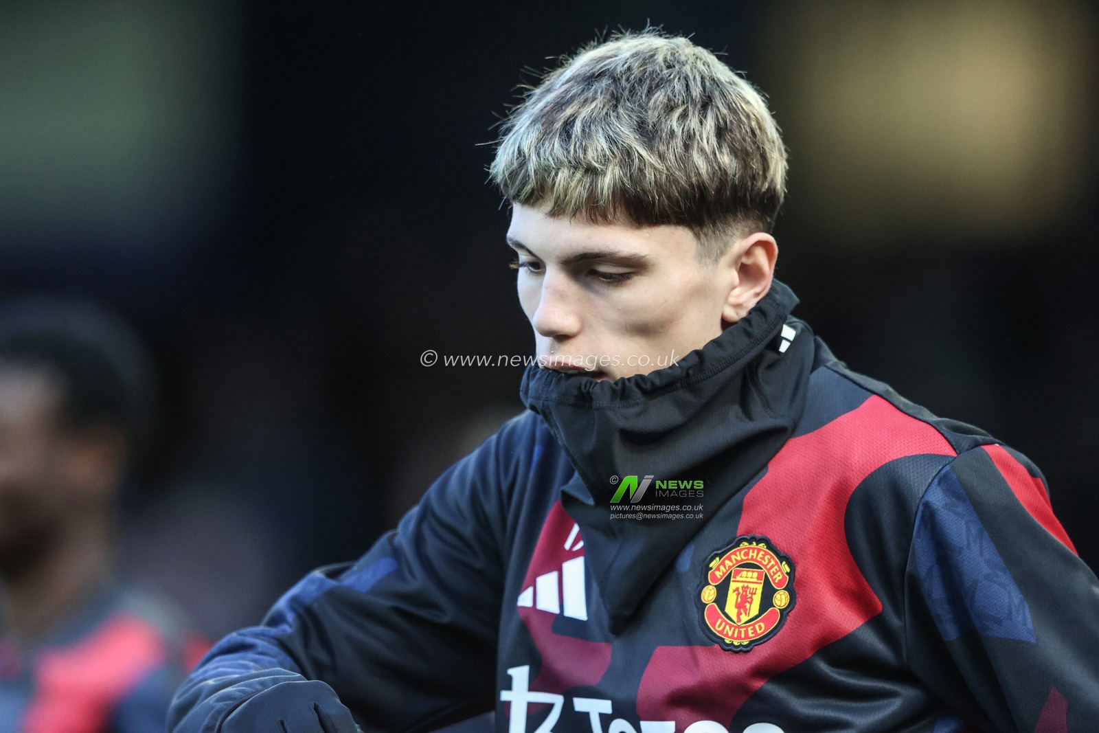 Alejandro Garnacho of Manchester United in the pregame warmup session during the Premier League match Everton vs Manchester United at Goodison Park, Liverpool, United Kingdom, 22nd February 2025

(Photo by Alfie Cosgrove/News Images)