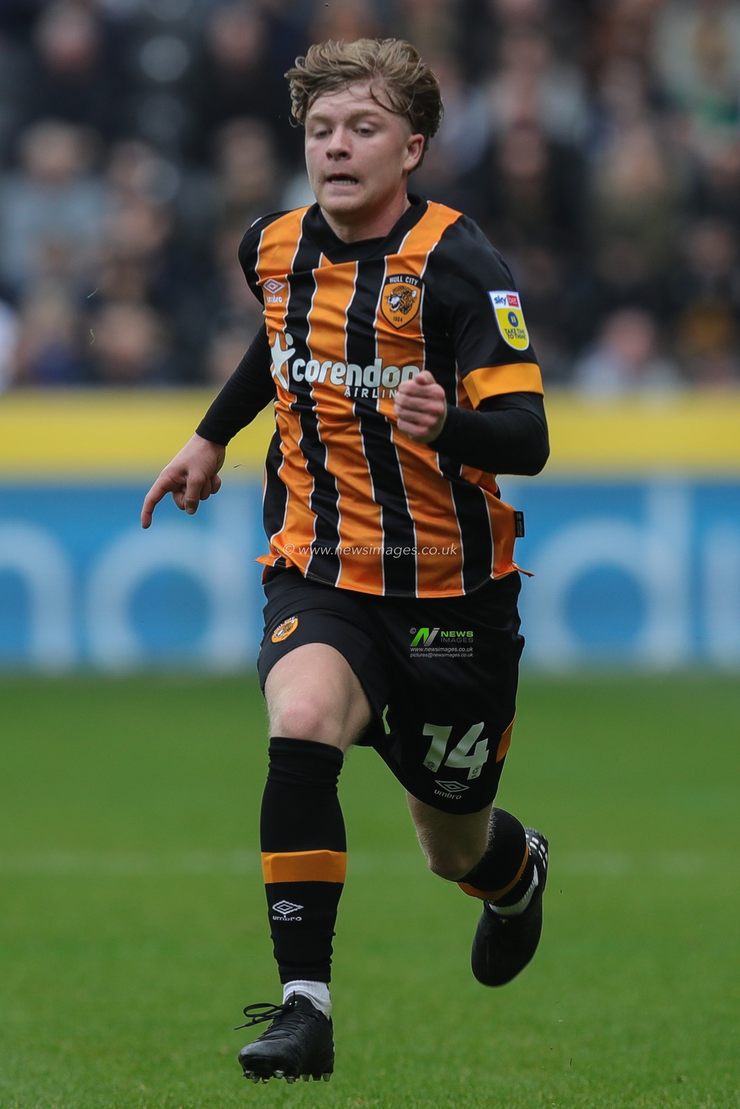 Harry Vaughan #14 of Hull City in action during the Sky Bet Championship match Hull City vs Swansea City at MKM Stadium, Hull, United Kingdom, 29th April 2023

(Photo by James Heaton/News Images)