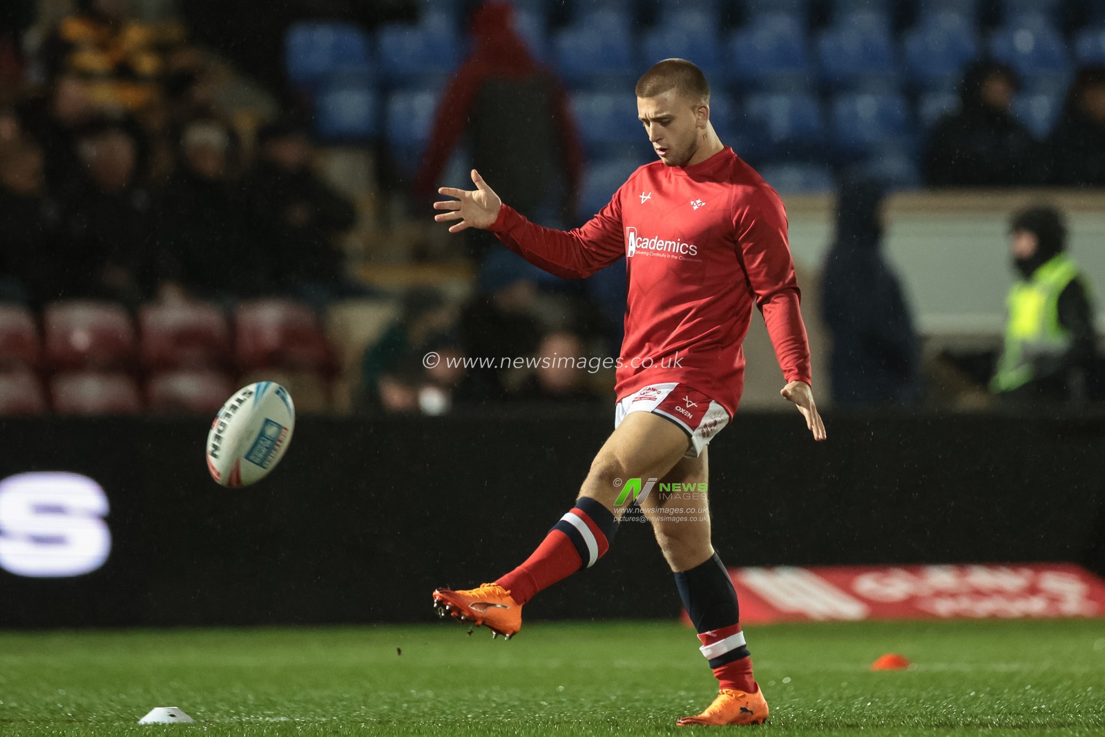 Mikey Lewis of Hull KR in the pre-game warm up during the Betfred Super League Round 1 match York Knights vs Hull KR at LNER Community Stadium, Lincoln, United Kingdom on 12 February 2026

(Photo by Mark Cosgrove/News Images)