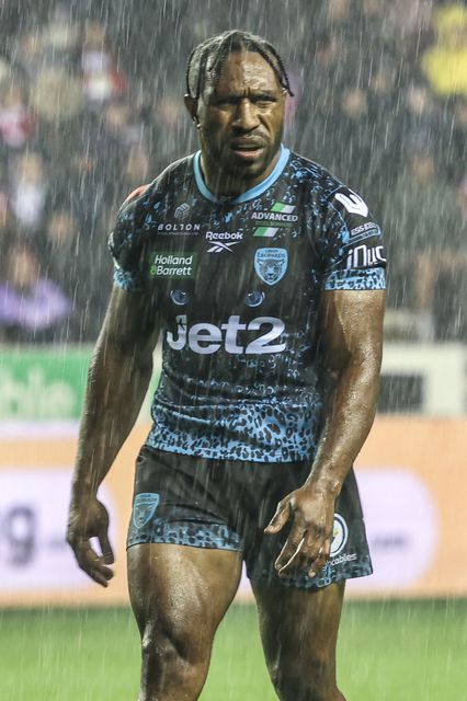 Edwin Ipape of Leigh Leopards during the Betfred Super League Semi Final 1 match Wigan Warriors vs Leigh Leopards at The Brick Community Stadium, Wigan, United Kingdom, 3rd October 2025

(Photo by Alfie Cosgrove/News Images)