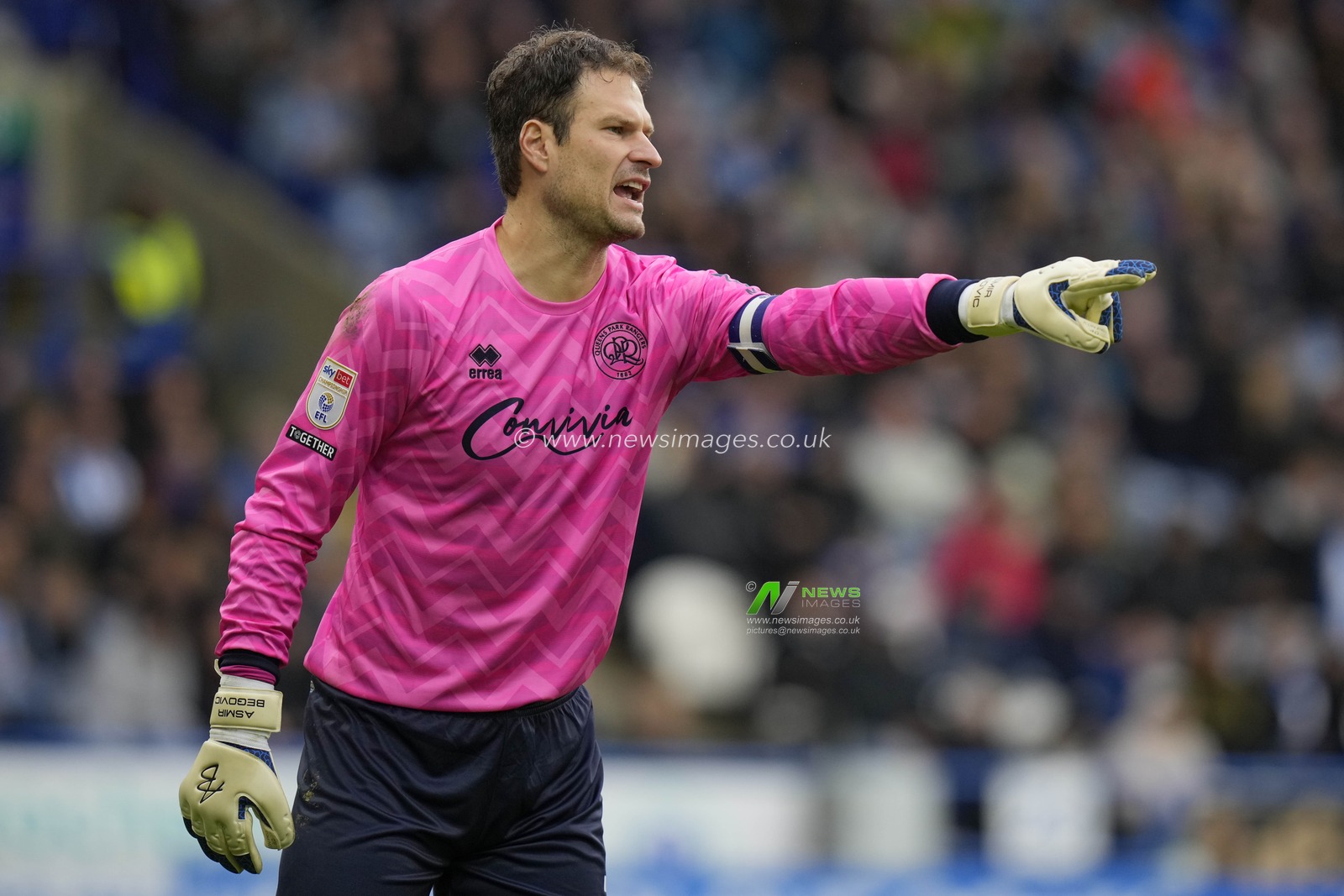Asmir BegoviÄ‡ #1 of Queens Park Rangers shouts instructions during the Sky Bet Championship match Huddersfield Town vs Queens Park Rangers at John Smith's Stadium, Huddersfield, United Kingdom, 21st October 2023

(Photo by Steve Flynn/News Images)
