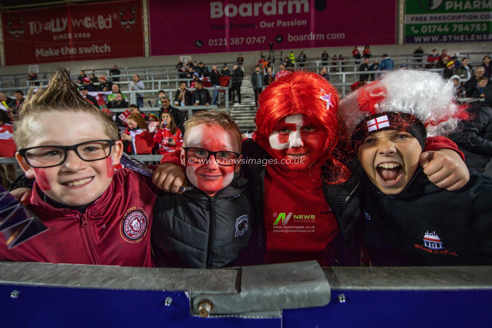 Tonga Fans arrive and atmosphere with them ahead of the Rugby League World Cup 2021 match Tonga vs Wales at Totally Wicked Stadium, St Helens, United Kingdom, 24th October 2022

(Photo by Craig Thomas/News Images)