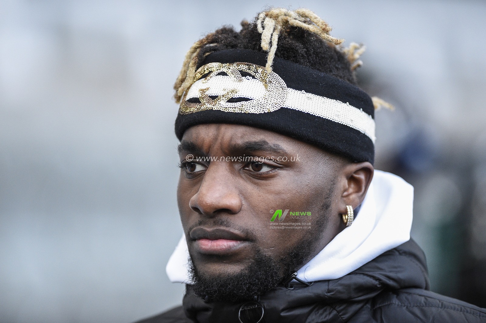 18th January 2020, St. James's Park, Newcastle, England; Premier League, Newcastle United v Chelsea : Allan Saint-Maximin (10) of Newcastle United arrives at St. James' Park

Credit: Iam Burn/News Images