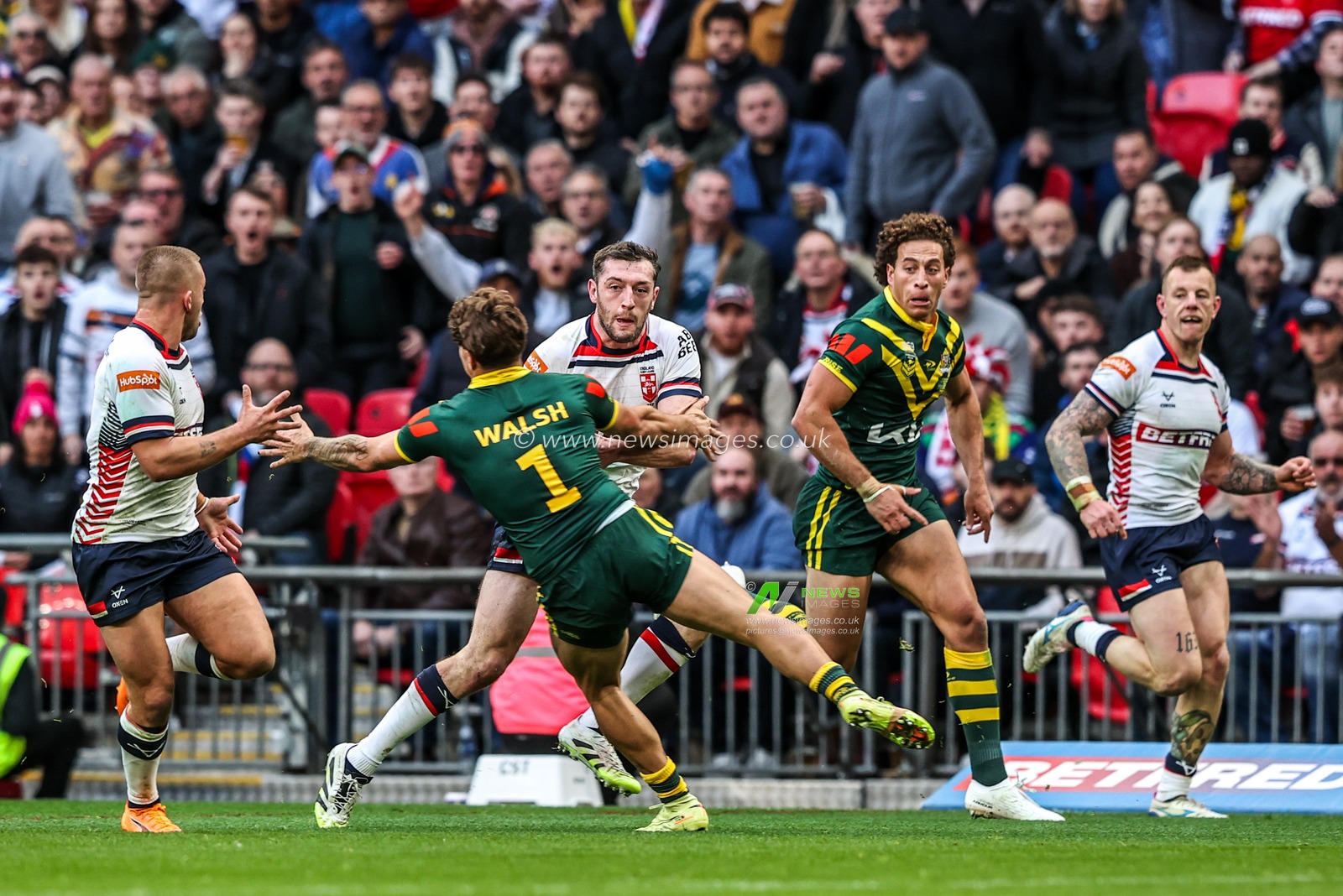 Jake Wardle of England breaks with the ball during the The Ashes Series 2025 England vs Australia at Wembley Stadium, London, United Kingdom, 25th October 2025

(Photo by Alfie Cosgrove/News Images)