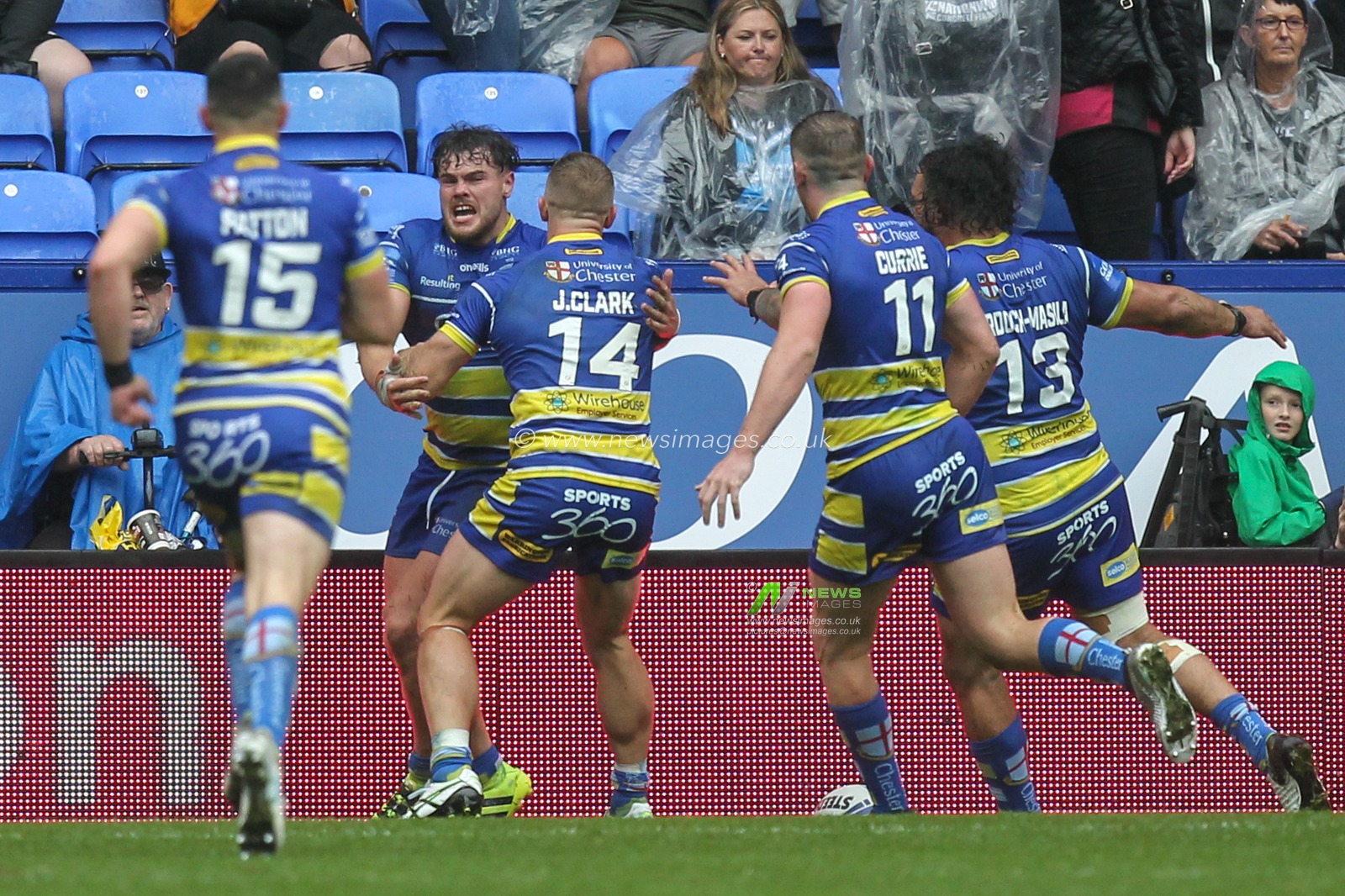 27th July 2019 , University of Bolton Stadium, Bolton, England; 2019 Coral Challenge Cup Semi-Final, Warrington Wolves vs Hull FC ; Joe Philbin (17) of Warrington Wolves celebrates his try 


Credit: David Greaves/News Images