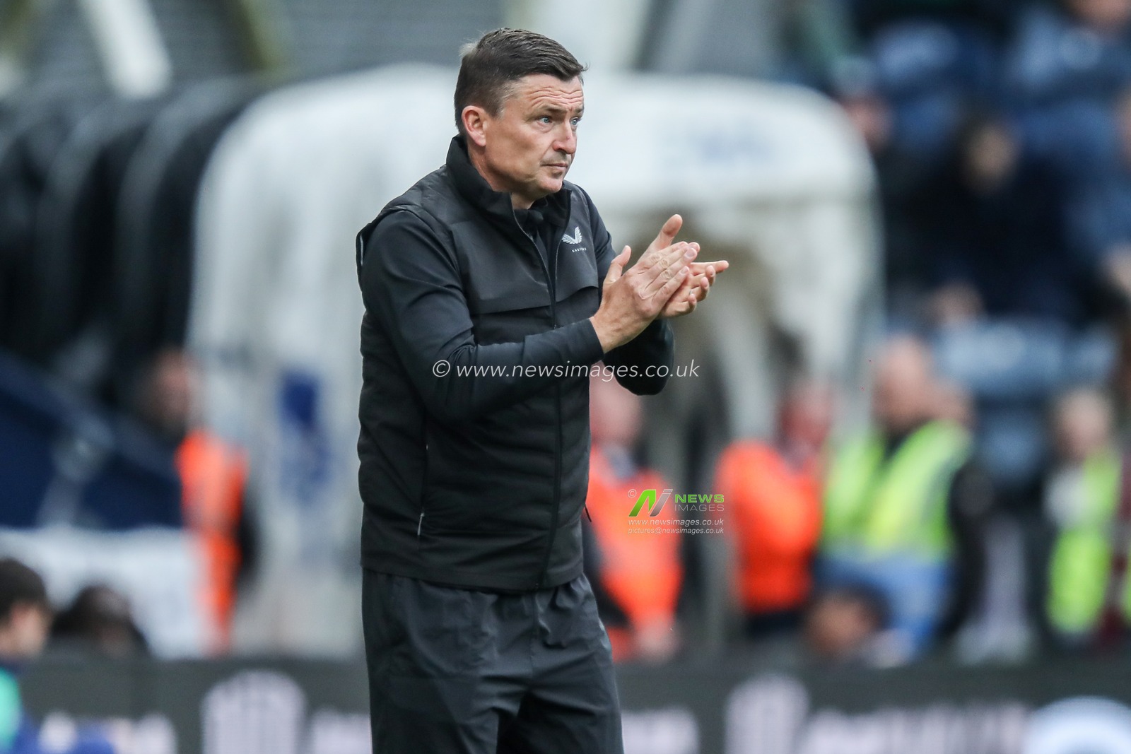 Paul Heckingbottom manager of Preston North End during the Sky Bet Championship match Preston North End vs Bristol City at Deepdale, Preston, United Kingdom, 27th September 2025

(Photo by Jorge Horsted/News Images)