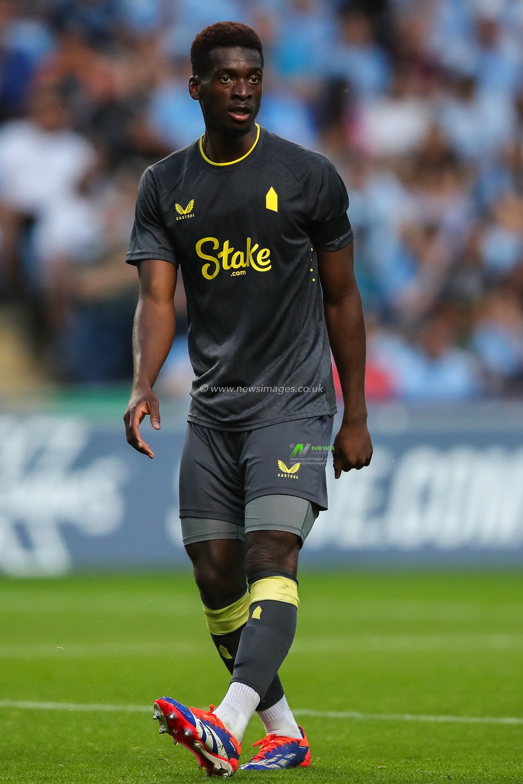 Tim Iroegbunam of Everton during the Pre-season friendly match Coventry City vs Everton at Coventry Building Society Arena, Coventry, United Kingdom, 30th July 2024

(Photo by Gareth Evans/News Images)