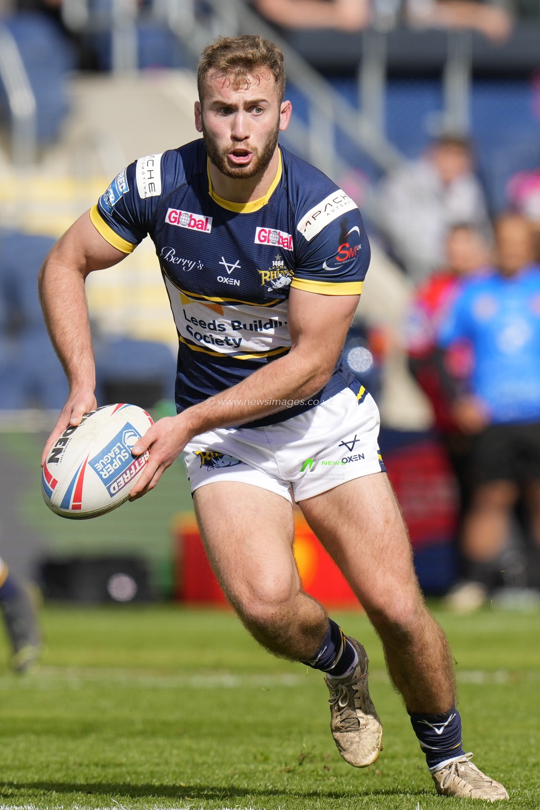 Jarrod Oâ€™Connor #14 of Leeds Rhinos during the Betfred Super League Round 6 match Leeds Rhinos vs Catalans Dragons at Headingley Stadium, Leeds, United Kingdom, 25th March 2023

(Photo by Steve Flynn/News Images)