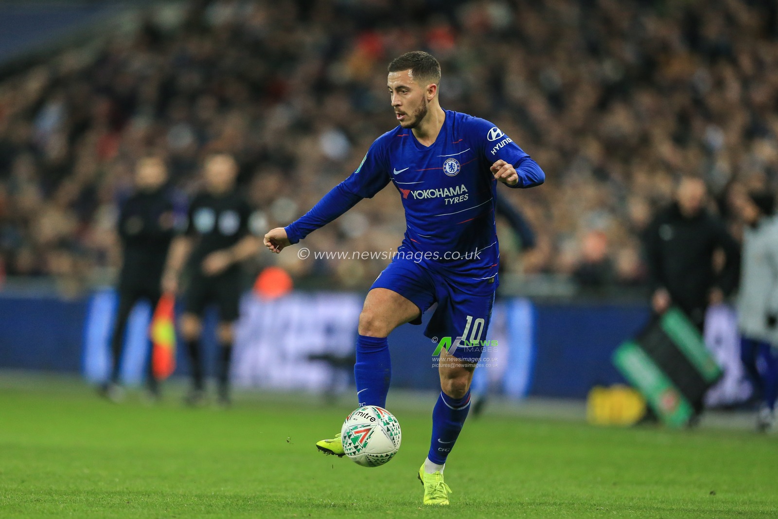 8th January 2019, Wembley, London, England; Carabao EFL Cup, Semi-Final, Tottenham vs Chelsea ; Eden Hazard (10) of Chelsea during the game


Credit: Mark Cosgrove/News Images

English Football League images are subject to DataCo Licence