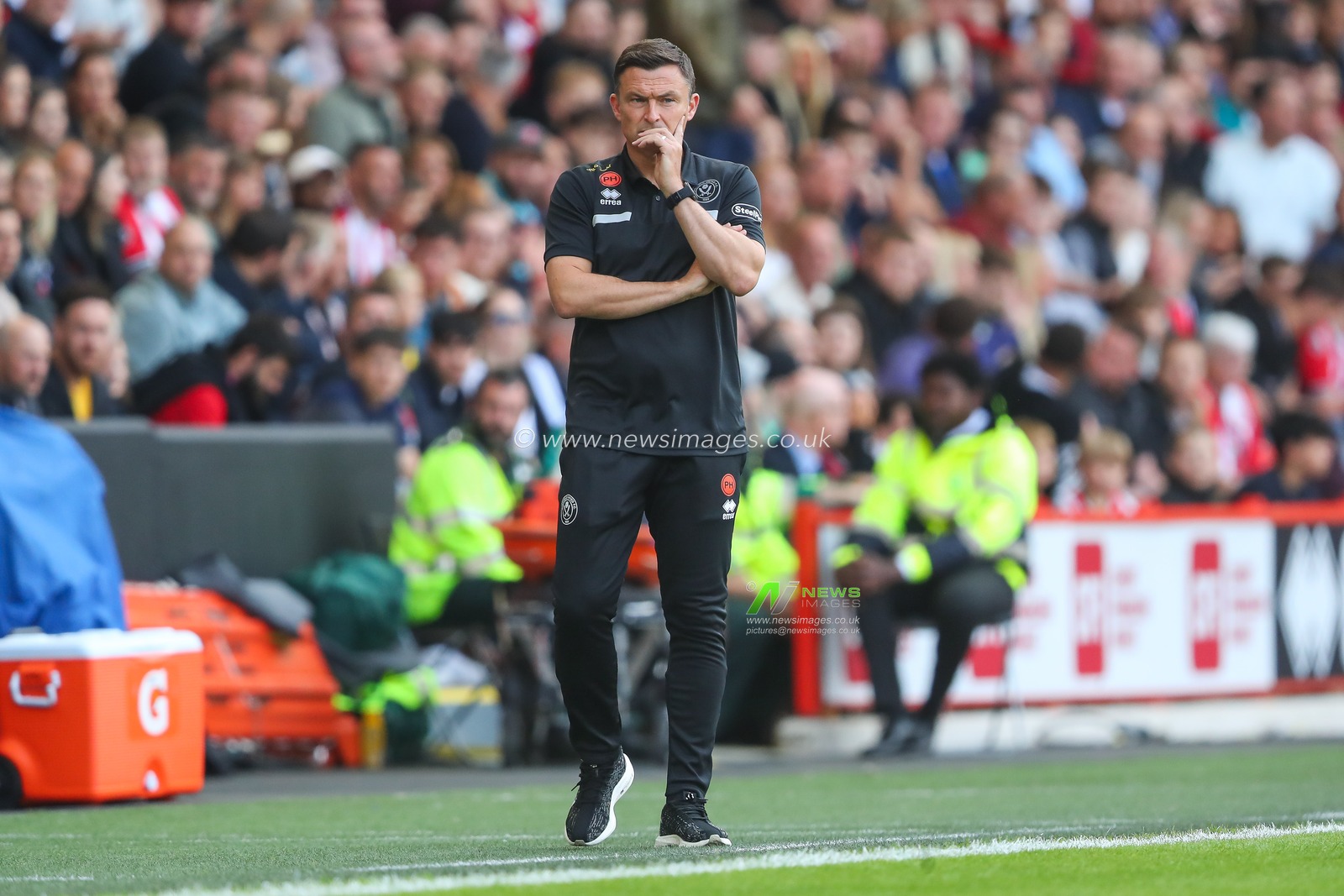 Paul Heckingbottom Manager of Sheffield United during the Premier League match Sheffield United vs Manchester City at Bramall Lane, Sheffield, United Kingdom, 27th August 2023

(Photo by Gareth Evans/News Images)