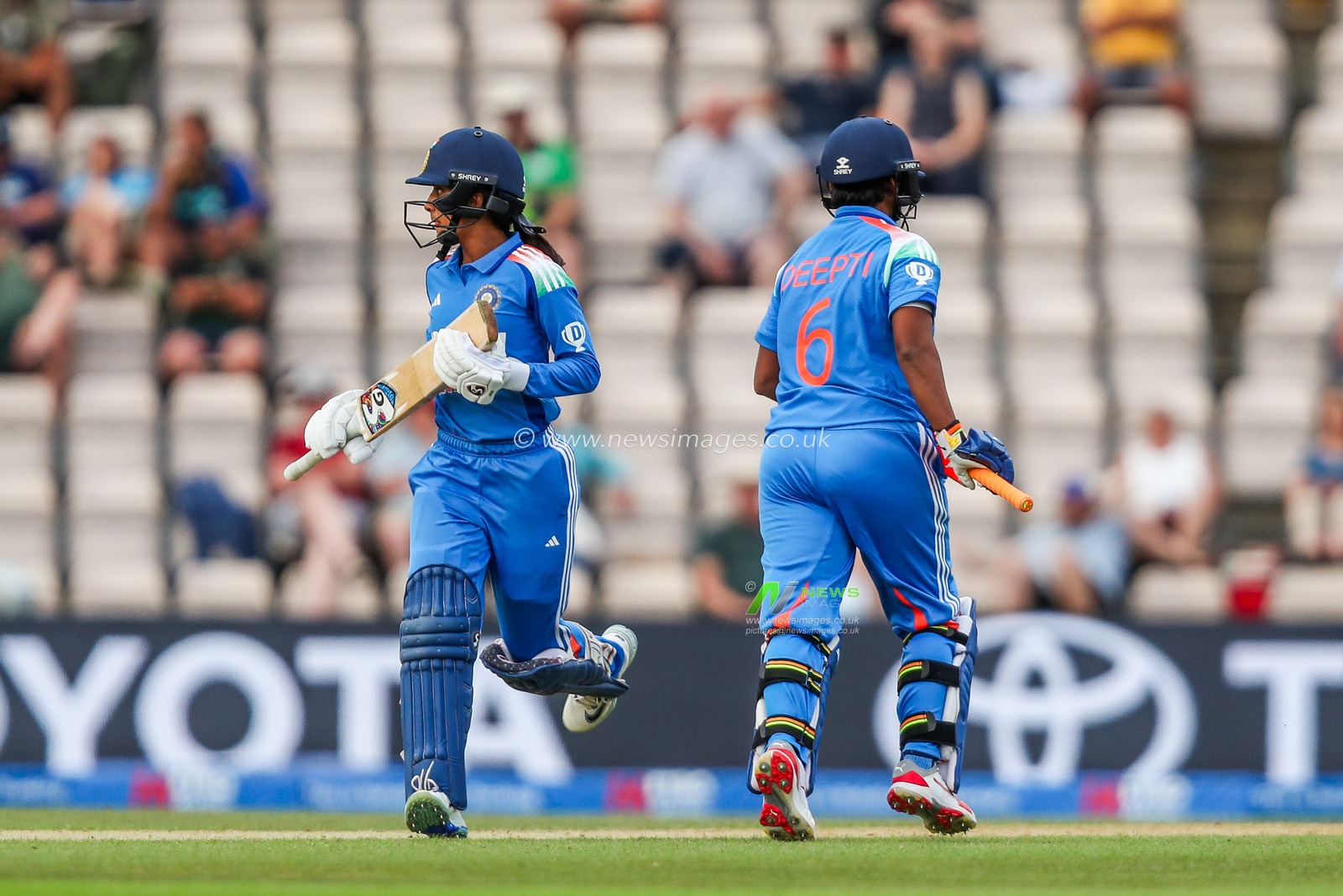 Deepti Sharma and Jemimah of India in action during the 1st Metro Bank One Day International match England Women vs India Women at The Utilita Bowl, Southampton, United Kingdom, 16th July 2025

(Photo by Izzy Poles/News Images)