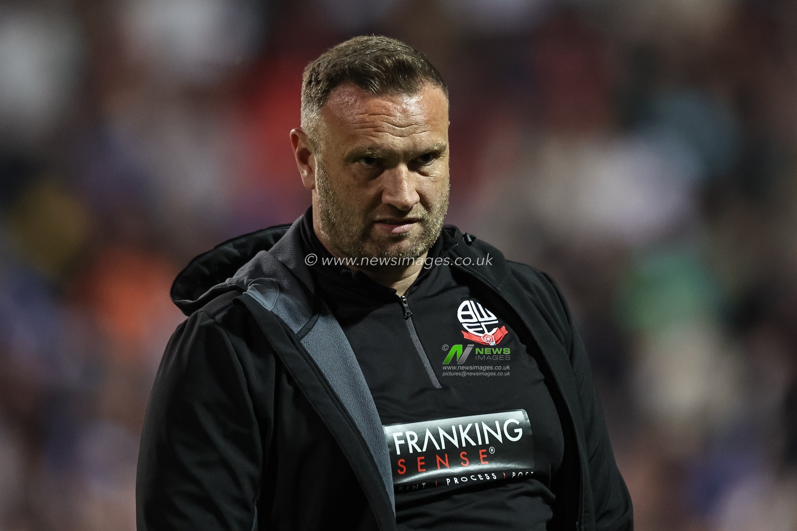 Ian Evatt manager of Bolton Wanderers  look on in the dining seconds of the game during the Sky Bet League 1 Play-offs Semi-final second leg match Bolton Wanderers vs Barnsley at Toughsheet Community Stadium, Bolton, United Kingdom, 7th May 2024

(Photo by Mark Cosgrove/News Images)