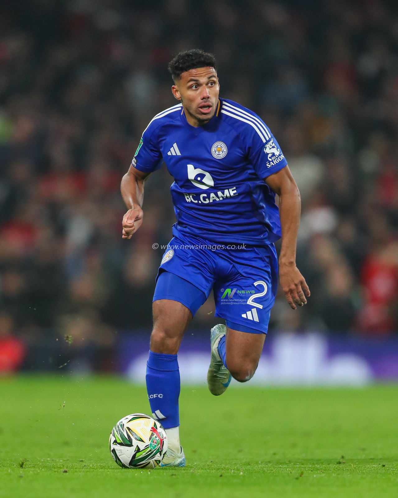 James Justin of Leicester City makes a break with the ball  during the Carabao Cup Last 16 match Manchester United vs Leicester City at Old Trafford, Manchester, United Kingdom, 30th October 2024

(Photo by Gareth Evans/News Images)