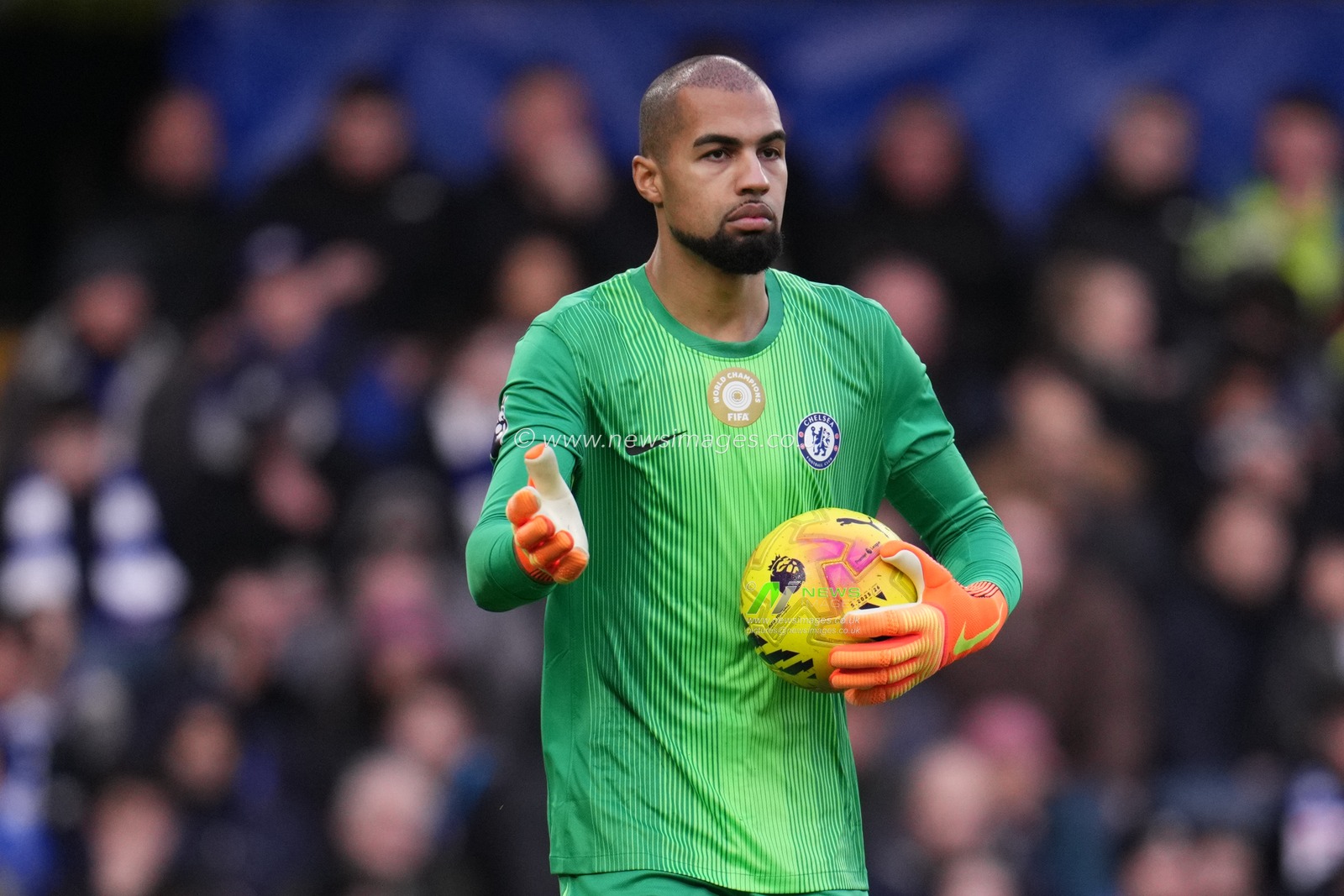 Robert Sánchez of Chelsea during the Premier League match Chelsea vs Brentford at Stamford Bridge, London, United Kingdom, 17th January 2026

(Photo by Harvey Murphy/News Images)