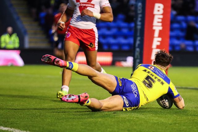 Matty Ashton of Warrington Wolves goes over for a try and makes the score 14-4 during the Betfred Super League Round 9 match Warrington Wolves vs St Helens at Halliwell Jones Stadium, Warrington, United Kingdom, 24th April 2025

(Photo by Gareth Evans/News Images)
