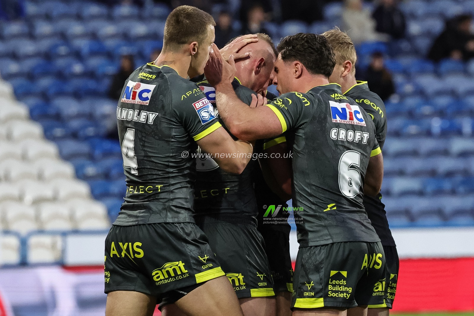 Jarrod O'Connor of Leeds Rhinos celebrates his try during the Betfred Super League round 8 match Huddersfield Giants vs Leeds Rhinos at Accu Stadium, Huddersfield, United Kingdom on 17 April 2026

(Photo by Mark Cosgrove/News Images)
