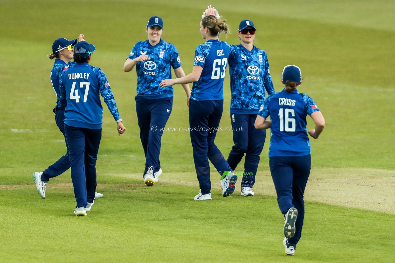 England Women celebrate after the dismissal of Zaida James of West Indies Women during the 2nd Metro Bank ODI Day International England Women v West Indies Women at Uptonsteel County Ground, Leicester, United Kingdom, 4th June 2025

(Photo by Izzy Poles/News Images)