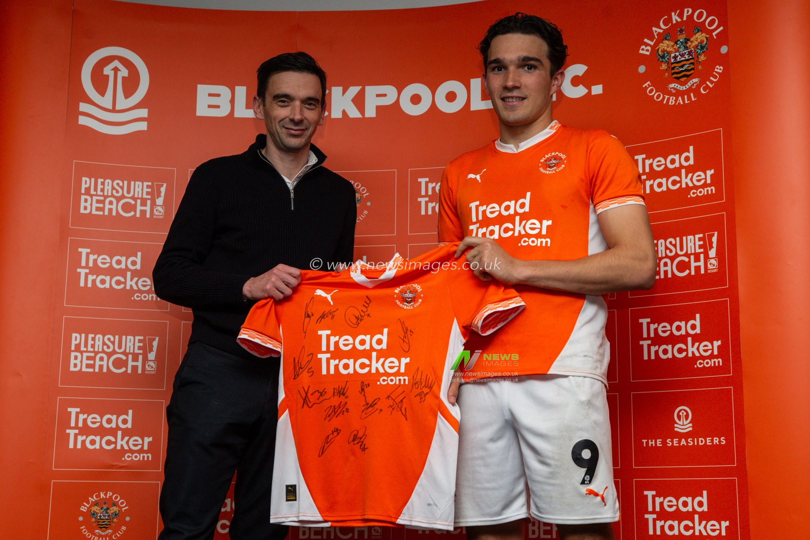 during the Sky Bet League 1 match Blackpool vs Wigan Athletic at Bloomfield Road, Blackpool, United Kingdom, 28th October 2024

(Photo by Gareth Evans/News Images)