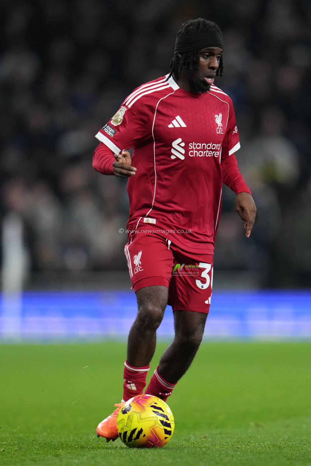 Jeremie Frimpong of Liverpool on the ball during the Premier League match Tottenham Hotspur vs Liverpool at Tottenham Hotspur Stadium, London, United Kingdom, 20th December 2025

(Photo by Harvey Murphy/News Images)

*** GER AUT SUI OUT ***