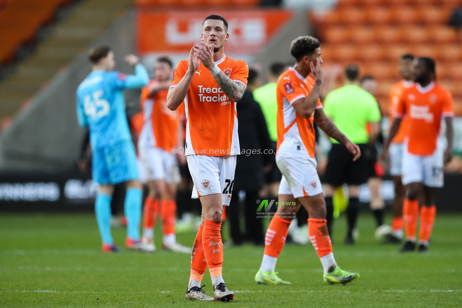 Oliver Casey of Blackpool applauds the home fans after the Emirates FA Cup 2nd Round match Blackpool vs Birmingham City at Bloomfield Road, Blackpool, United Kingdom, 1st December 2024

(Photo by Gareth Evans/News Images)