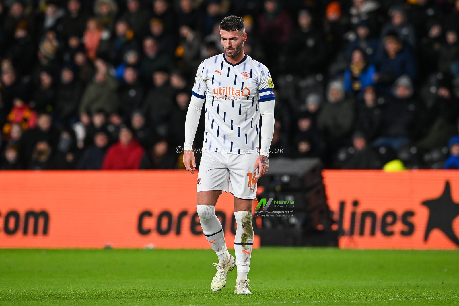 Gary Madine #14 of Blackpool during the Sky Bet Championship match Hull City vs Blackpool at MKM Stadium, Hull, United Kingdom, 26th December 2022

(Photo by Craig Thomas/News Images)