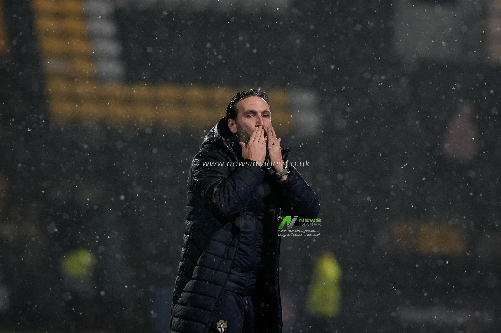 Notts County Manager Martin Patersonapplauds the fans after the final whistle  during the Sky Bet League 2 match Notts County vs Gillingham at Meadow Lane, Nottingham, United Kingdom, 3rd February 2026

(Photo by Maynard Manyowa/News Images)