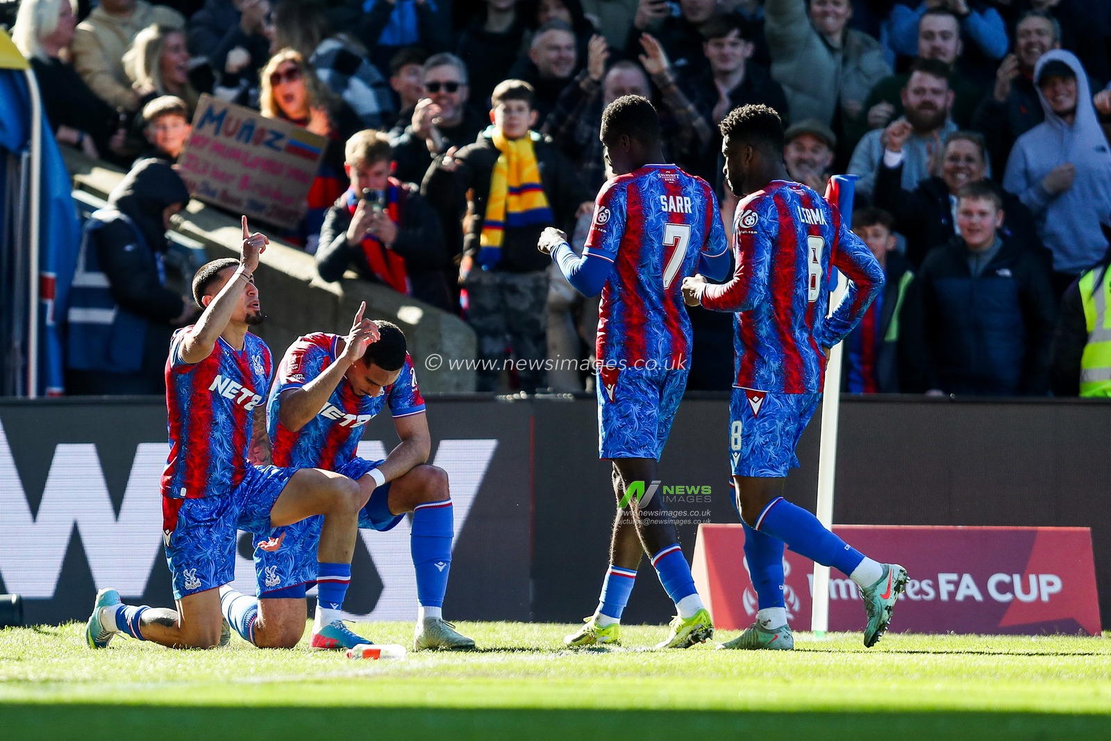 Daniel Munoz of Crystal Palace celebrates his goal with teammates to make it 2-0 during the Emirates FA Cup 5th Round match Crystal Palace vs Millwall at Selhurst Park, London, United Kingdom, 1st March 2025

(Photo by Izzy Poles/News Images)