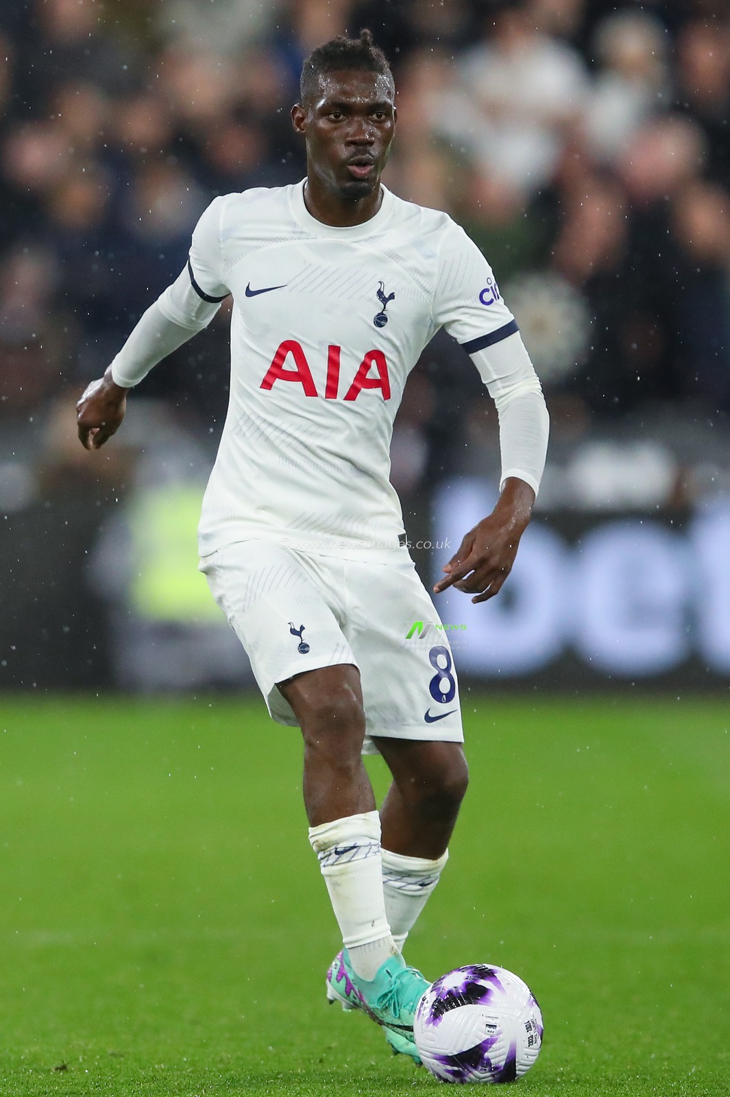 Yves Bissouma of Tottenham Hotspur during the Premier League match West Ham United vs Tottenham Hotspur at London Stadium, London, United Kingdom, 2nd April 2024

(Photo by Gareth Evans/News Images)
