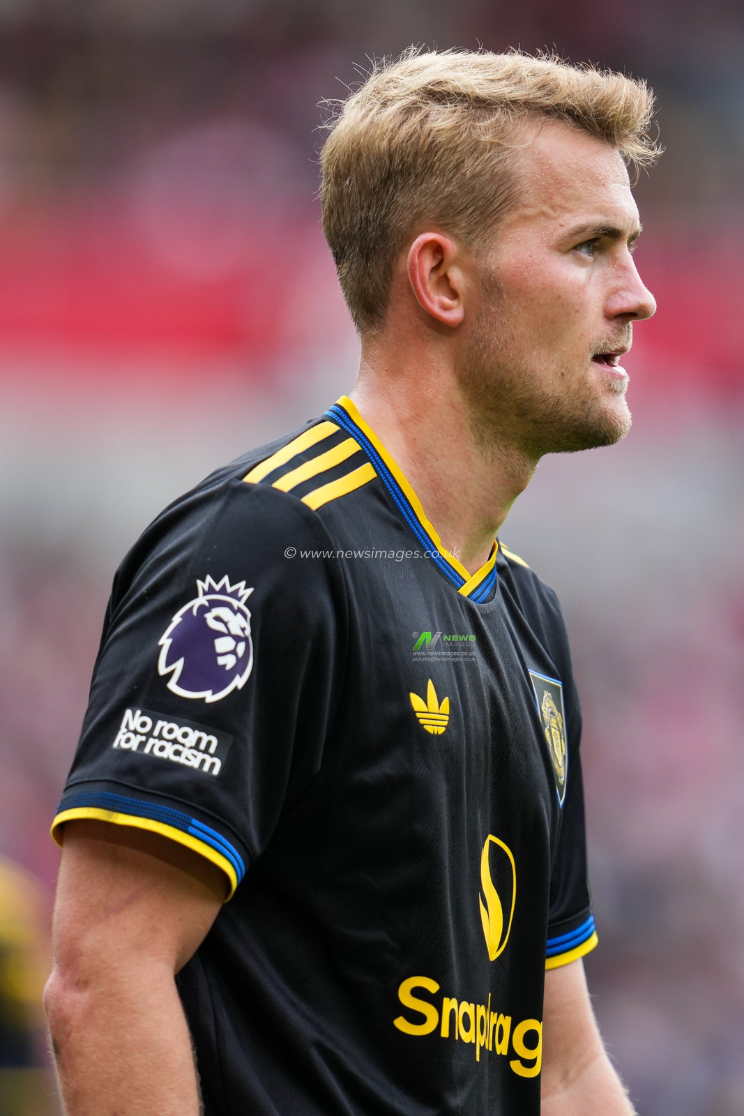 Matthijs De Ligt of Manchester United during the Premier League match Brentford vs Manchester United at The Gtech Community Stadium, London, United Kingdom, 27th September 2025

(Photo by Harvey Murphy/News Images)