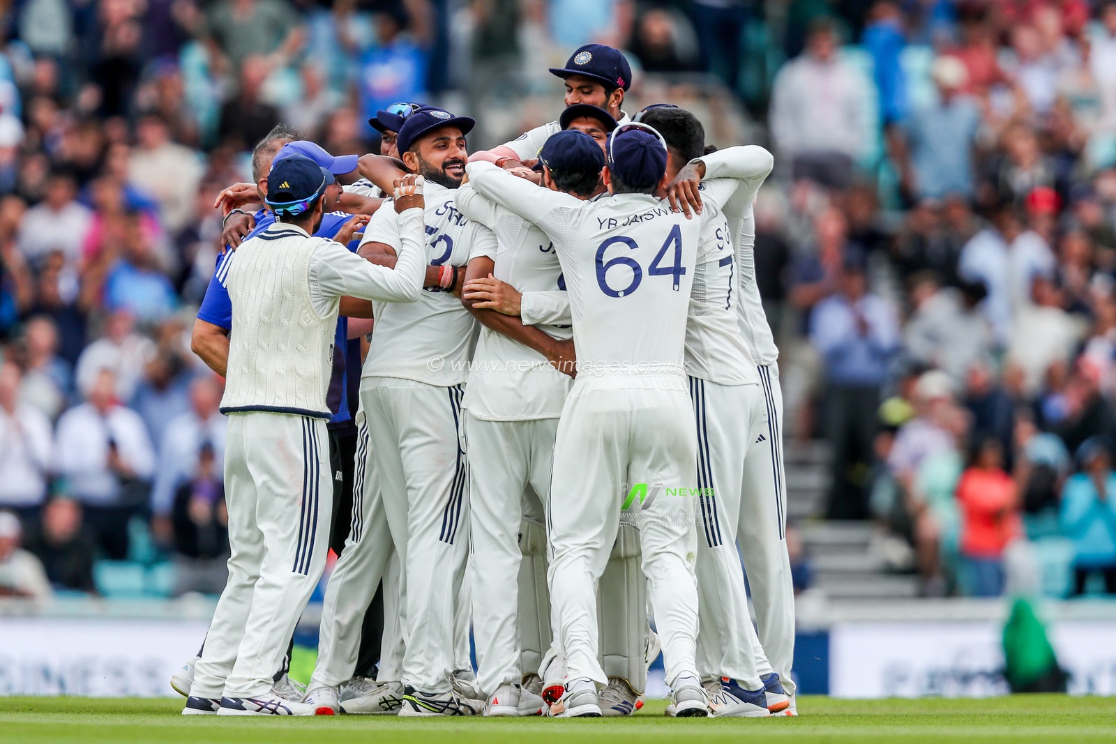 India celebrate as they draw the series during the 5th Rothesay Test Match day 5 England v India at The Kia Oval, London, United Kingdom, 4th August 2025

(Photo by Izzy Poles/News Images)