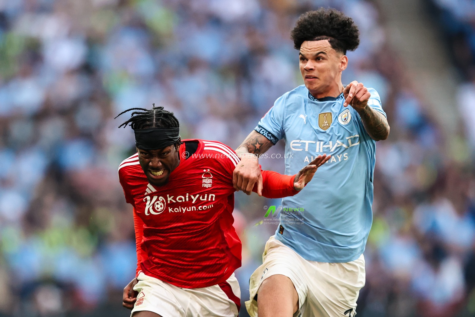 Anthony Elanga of Nottingham Forest is fouled by Nico O'Reilly of Manchester City during the Emirates FA Cup Semi-Final match Nottingham Forest vs Manchester City at Wembley Stadium, London, United Kingdom, 26th April 2025

(Photo by Alfie Cosgrove/News Images)