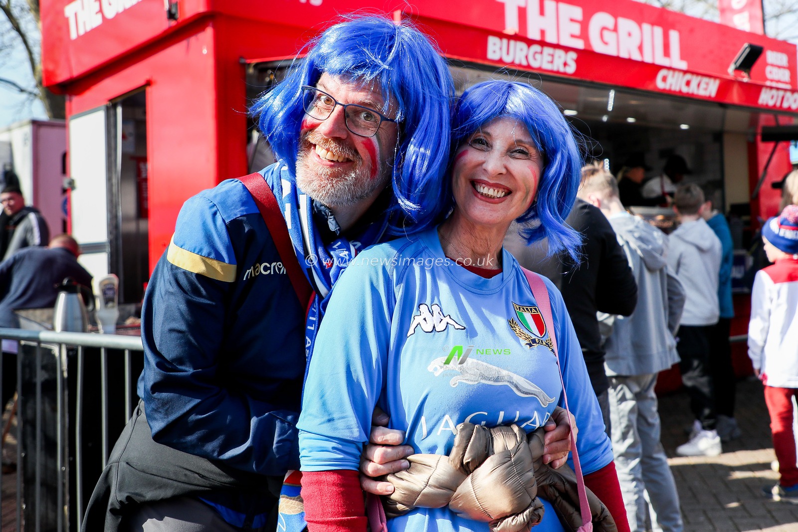 Fans arrives at the Allianz Stadium prior to the 2025 Guinness 6 Nations match England vs Italy at Allianz Stadium, Twickenham, United Kingdom, 9th March 2025

(Photo by Izzy Poles/News Images)